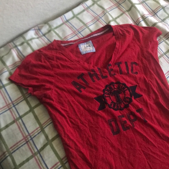 Graphic tee - Picture 2 of 2